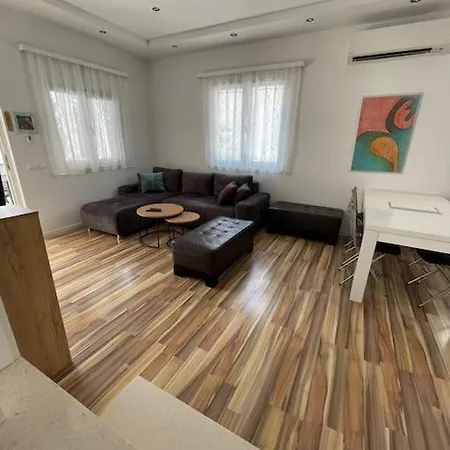 House Rogoznica Ferienhaus Podglavica