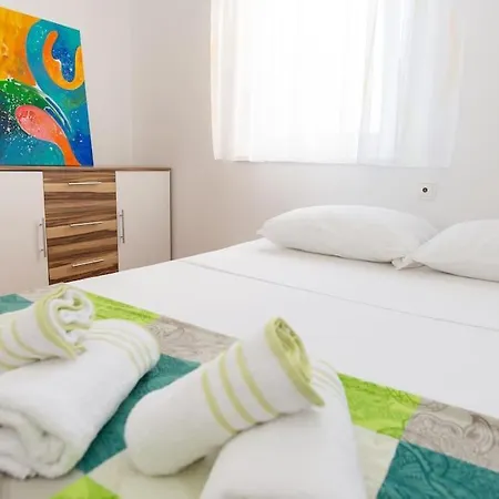 Vikendica House Rogoznica *