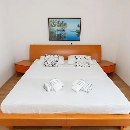 House Rogoznica Podglavica