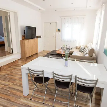 House Rogoznica Vakantiehuis *