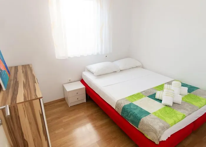 House Rogoznica * Podglavica